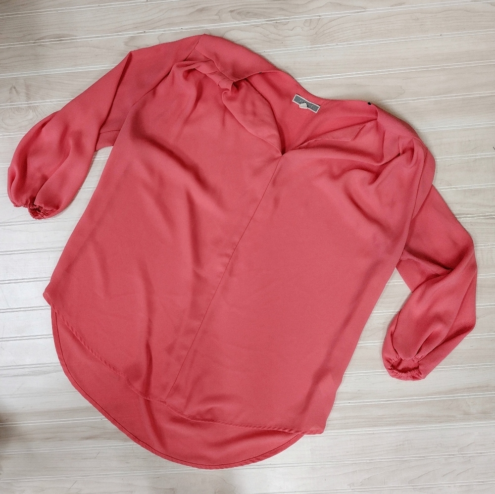 Coral top